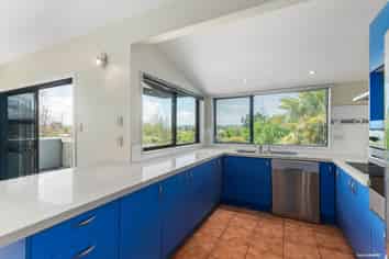 33 Gledstane Road, Stanmore Bay