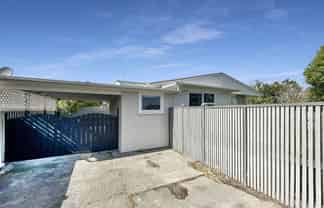 2 Park Road, West End