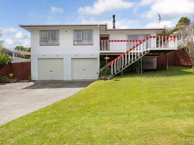 15 Longreach Drive, Sunnyvale