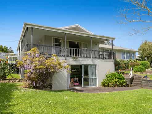 27 Hand Road, Helensville