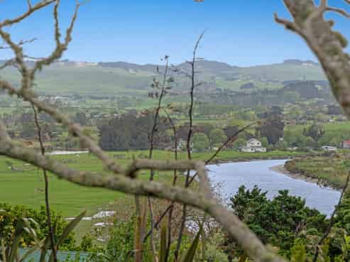 27 Hand Road, Helensville