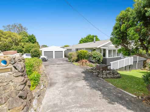 27 Hand Road, Helensville
