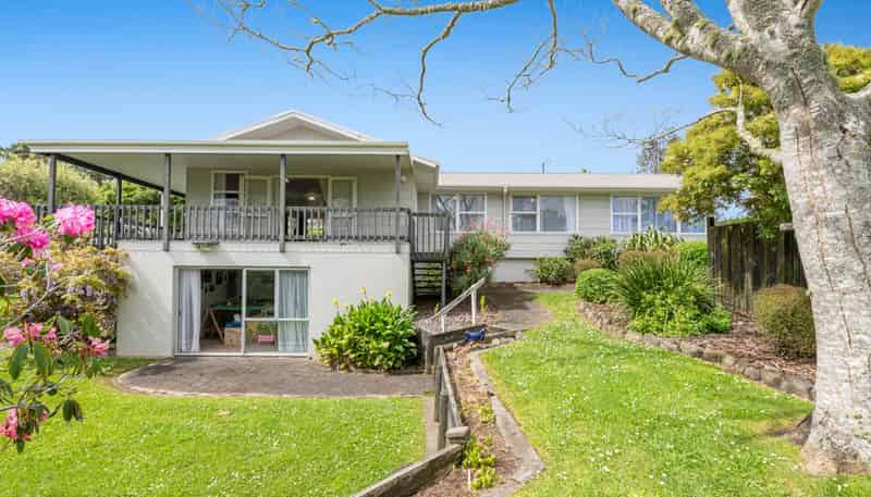 27 Hand Road, Helensville