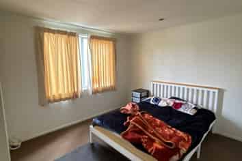 6 Reins Rd, Takanini