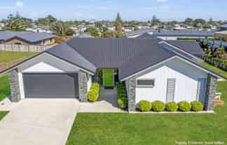 20 Taonui Street, Waitarere Beach