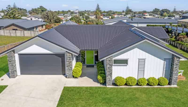 20 Taonui Street, Waitarere Beach