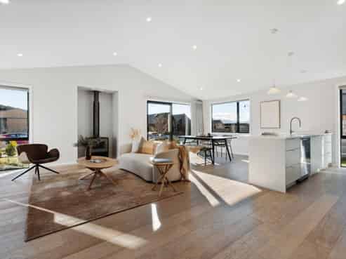 6 Campbell Road, Wanaka