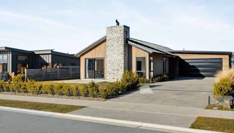 6 Campbell Road, Wanaka