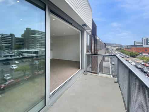 313/80 Riddiford Street, Newtown