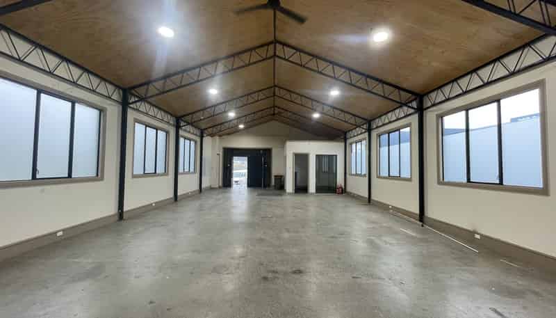 702 Great South Road, Penrose