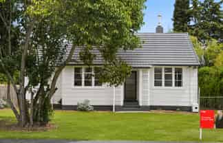 15 Paul Crescent, Fairfield