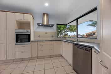 22 Arrowfield Drive, Pyes Pa