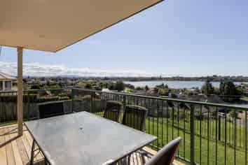 32 Downing Place, Welcome Bay