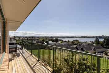 32 Downing Place, Welcome Bay