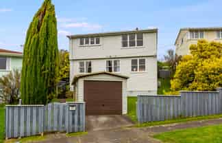 17 Aparangi Crescent, Elsdon