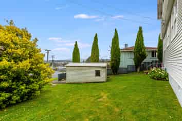 17 Aparangi Crescent, Elsdon