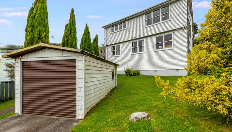 17 Aparangi Crescent, Elsdon