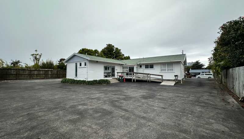 38 Lincoln Road, Henderson