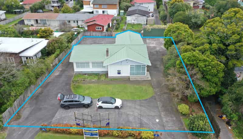 38 Lincoln Road, Henderson
