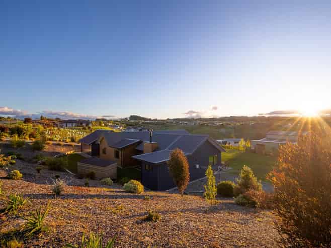 73 Galeo Road, Redwood Valley