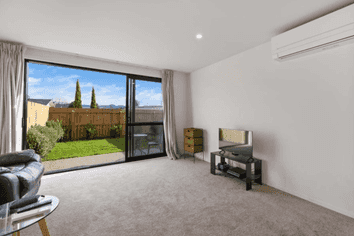 1/20 Ballinger Place, Carterton