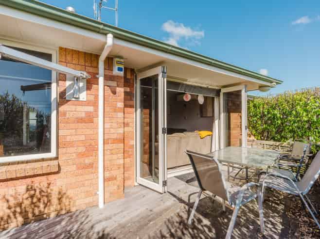 14 Jeanette Street, Glenview