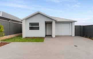 11 Hammick Crescent, Pyes Pa