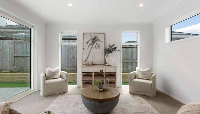 11 Hammick Crescent, Pyes Pa