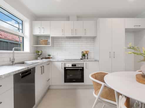 11 Hammick Crescent, Pyes Pa