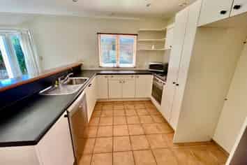 2B Evan Street, Belmont