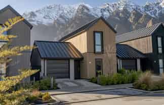 40 Mulholland Dr, Jacks Point