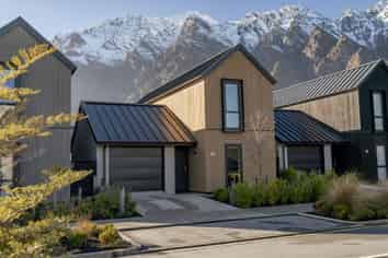 40 Mulholland Dr, Jacks Point