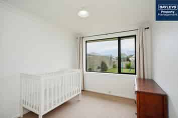 64 Racecourse Road, Glengarry