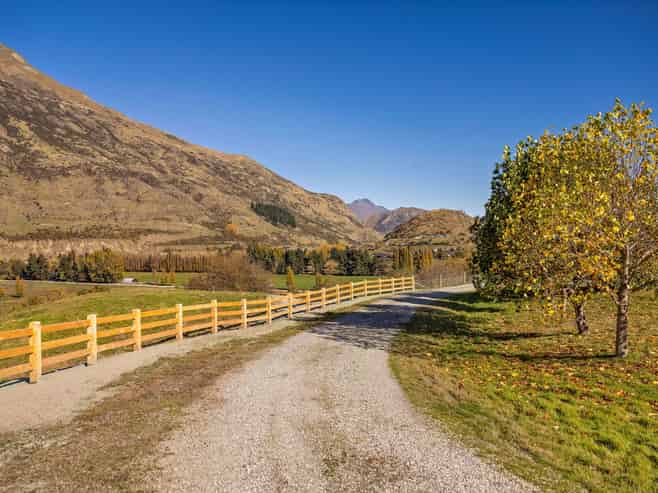 114 Alec Robins Road, Lake Hayes