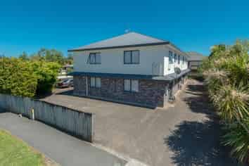 4/2 Baffles Crescent, Hillcrest