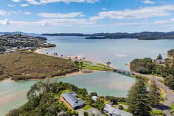 11 Paihia Road, Paihia