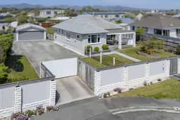 8 Pandora Street, North New Brighton