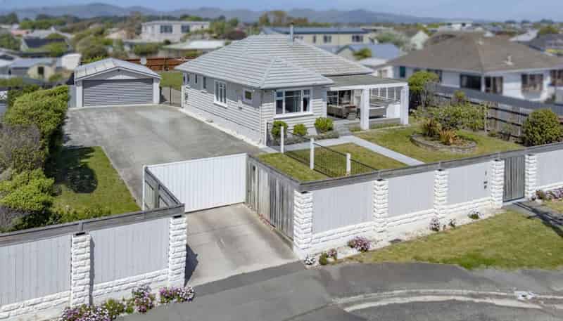 8 Pandora Street, North New Brighton