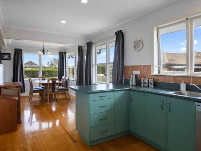 48 Sandspit Road, Waiuku