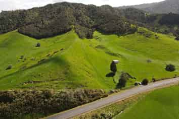 1949 Tahuna Road, Te Hoe