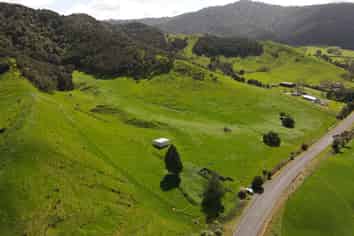1949 Tahuna Road, Te Hoe