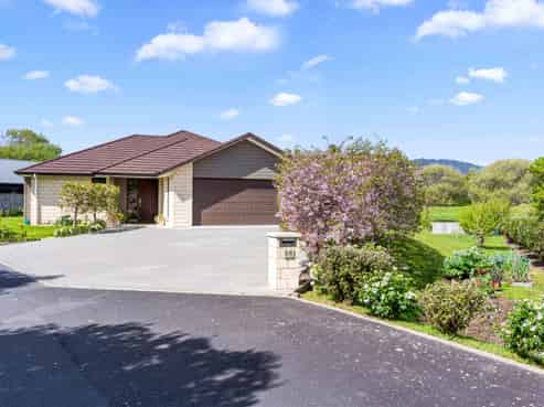 38 Titoki Road, Waikanae Beach