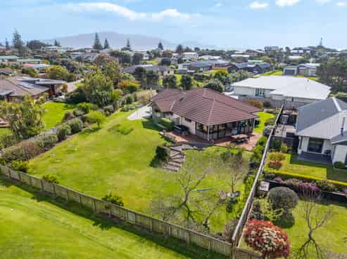 38 Titoki Road, Waikanae Beach