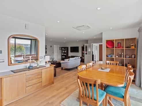 38 Titoki Road, Waikanae Beach