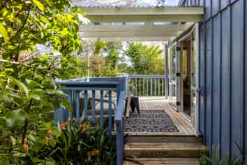 31 Putiki Road, Ostend