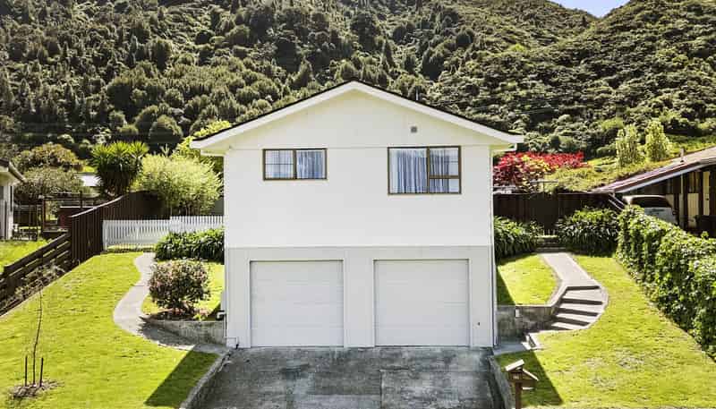 152 California Drive, Totara Park