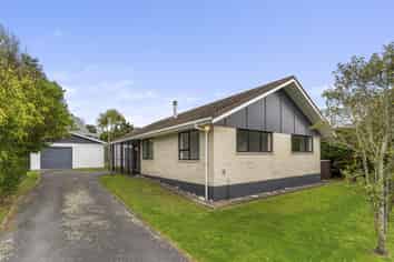 99 Norfolk Crescent, Otaki Beach
