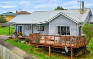 17 Tomas Street, Wellsford