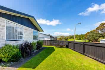 41 Cleat Street, Whitby