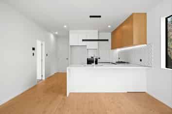 2C Dianthus Place, Browns Bay